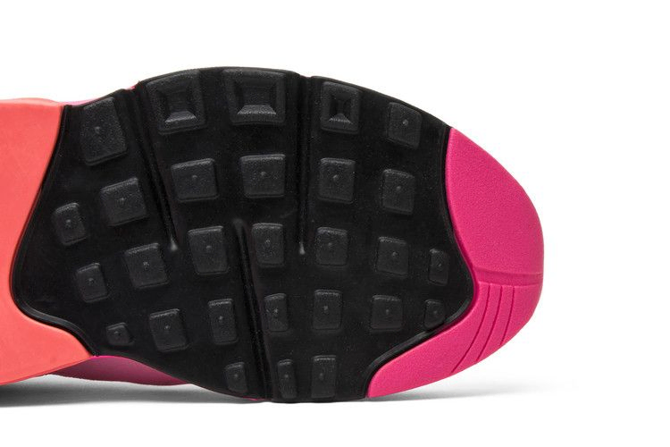 comme-des-garcons-x-air-max-180-triple-pink-ao4641-602_04