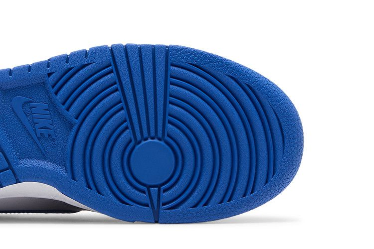 dunk-low-gs-game-royal-black-fade-hj9209-400_04