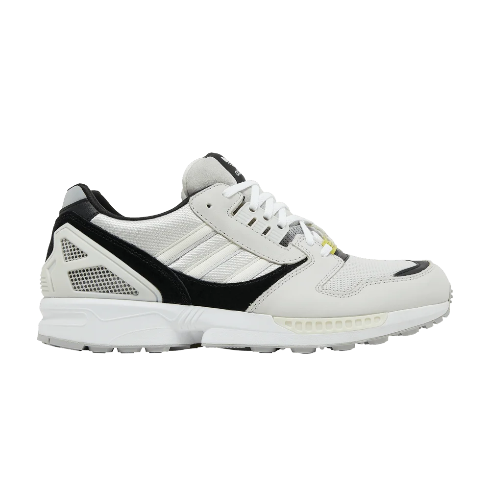 Krossovki-Adidas-ZX-8000-White-Black