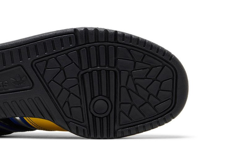 Кроссовки Marvel x adidas Rivalry 86 Low 'Wolverine'