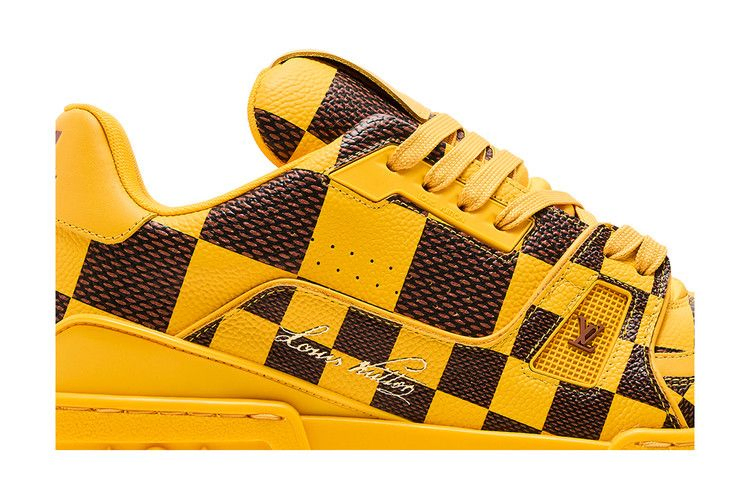 louis-vuitton-trainer-damier-pop-yellow-1acn4j_01