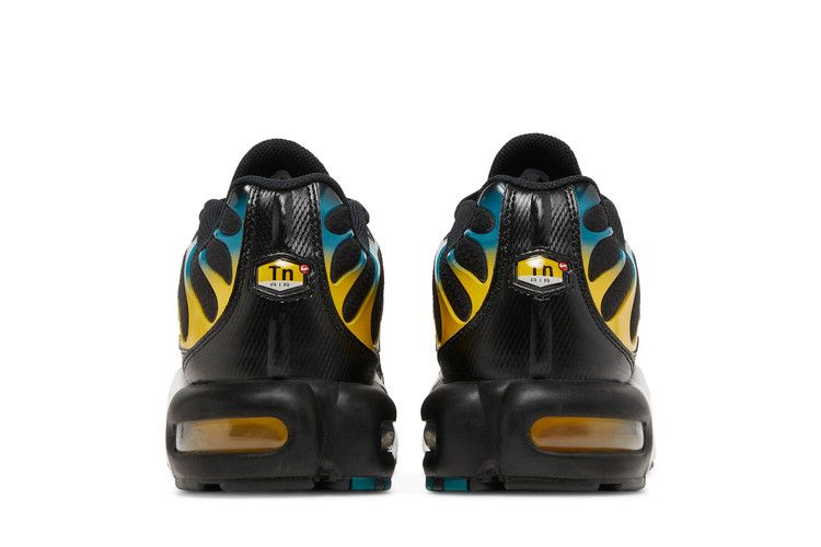 Кроссовки Nike Air Max Plus 'Black University Gold Spruce'