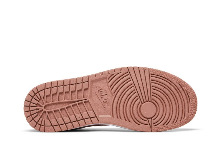 Кроссовки Wmns Air Jordan 1 Low SE 'Pink Velvet'