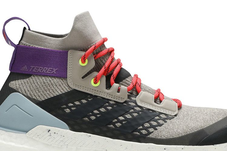Кроссовки Adidas Wmns Terrex Free Hiker 'Light Brown Carbon'
