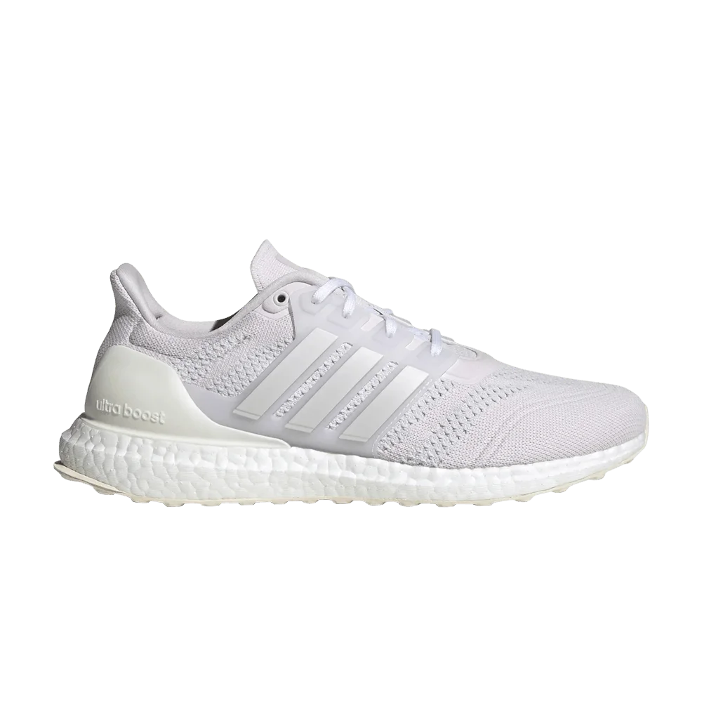 Krossovki-Adidas-UltraBoost-DNA-Prime-Almost-Pink