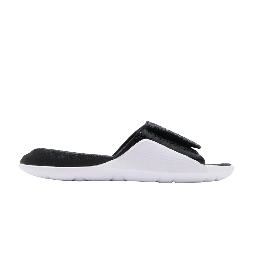 Krossovki-Air-Jordan-Hydro-7-V2-