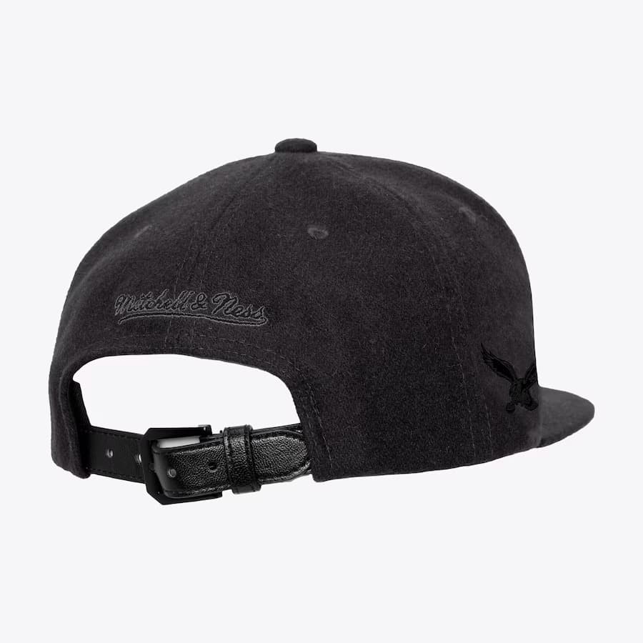 Бейсболка Mitchell & Ness Black Philadelphia Eagles Pro Wool Strapback Hat