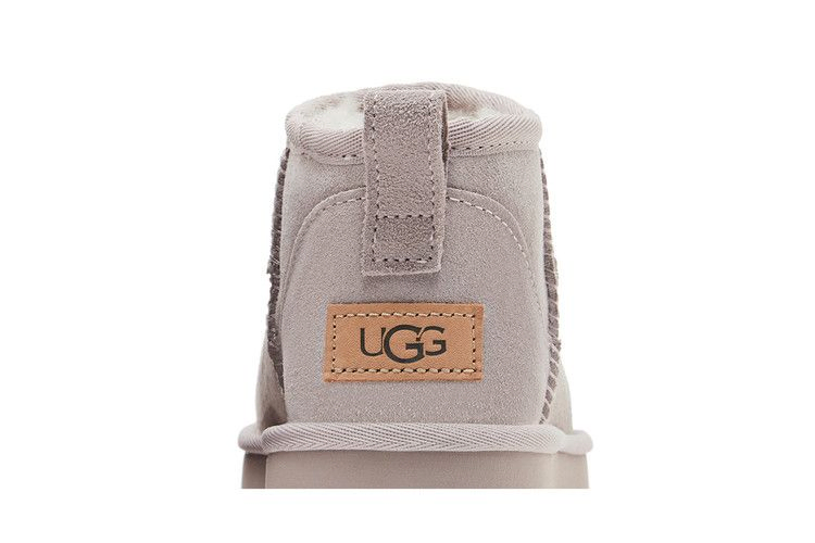 Кроссовки UGG Wmns Classic Ultra Mini Boot 'Pale Smoke'