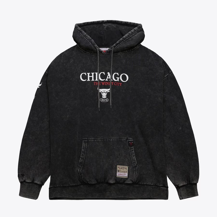 Худи Mitchell & Ness Black Chicago Bulls Oversized Graphic Pullover Hoodie