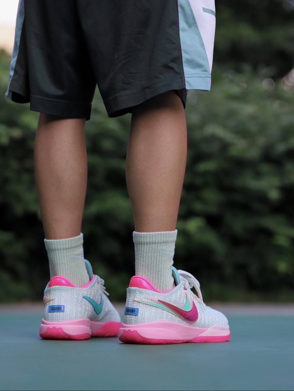 Кроссовки Nike LeBron 20 Time Machine
