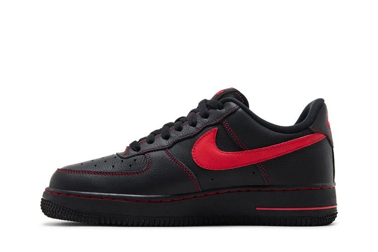 Кроссовки Nike Air Force 1 '07 LV8 'Bred'