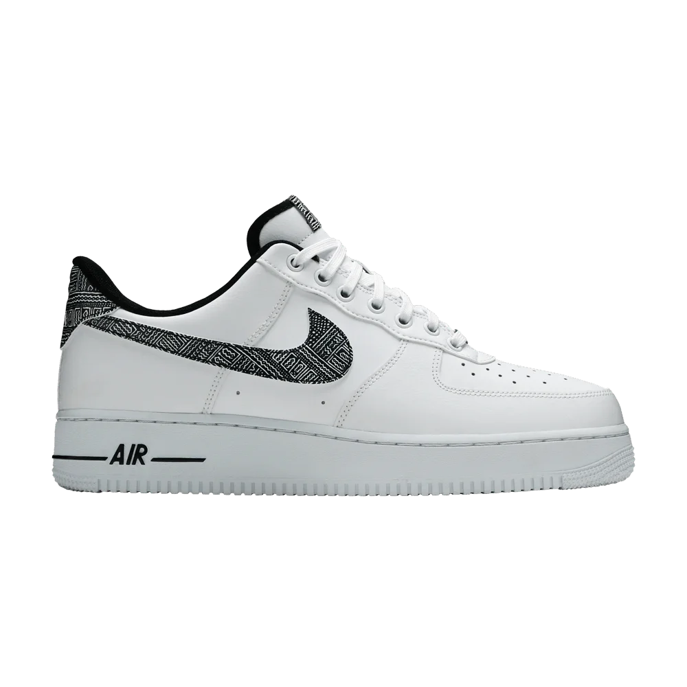 Krossovki-Nike-Air-Force-1-07-Geometric-Print