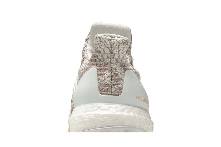 Кроссовки Adidas Wmns UltraBoost 4.0 DNA 'White Cream'