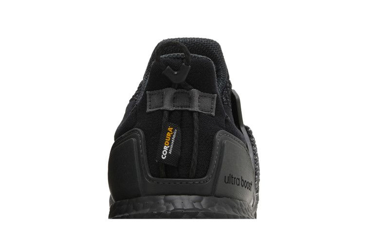 ultraboost-1-0-atr-black-carbon-id1747_06