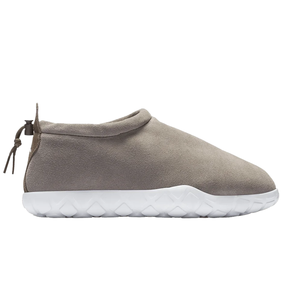 Krossovki-Nike-Air-Moc-Ultra-Light-Taupe