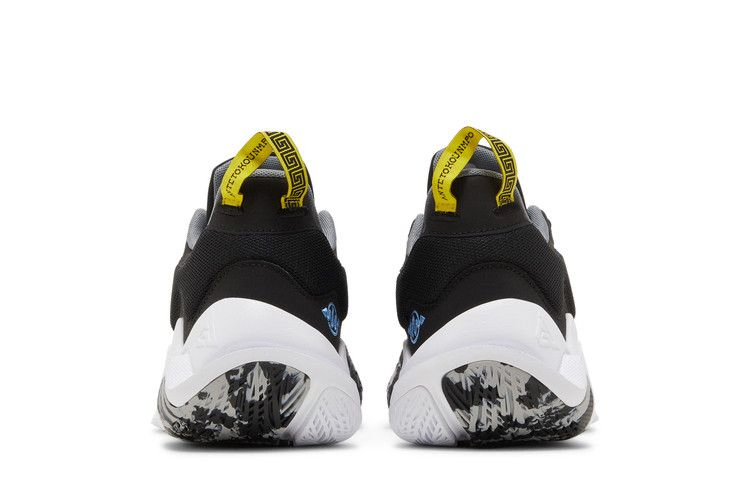 giannis-immortality-2-black-university-blue-dm0825-001_05