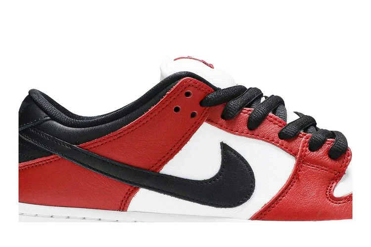Krossovki-Nike-Dunk-Low-SB-J-Pack-Chicago-1