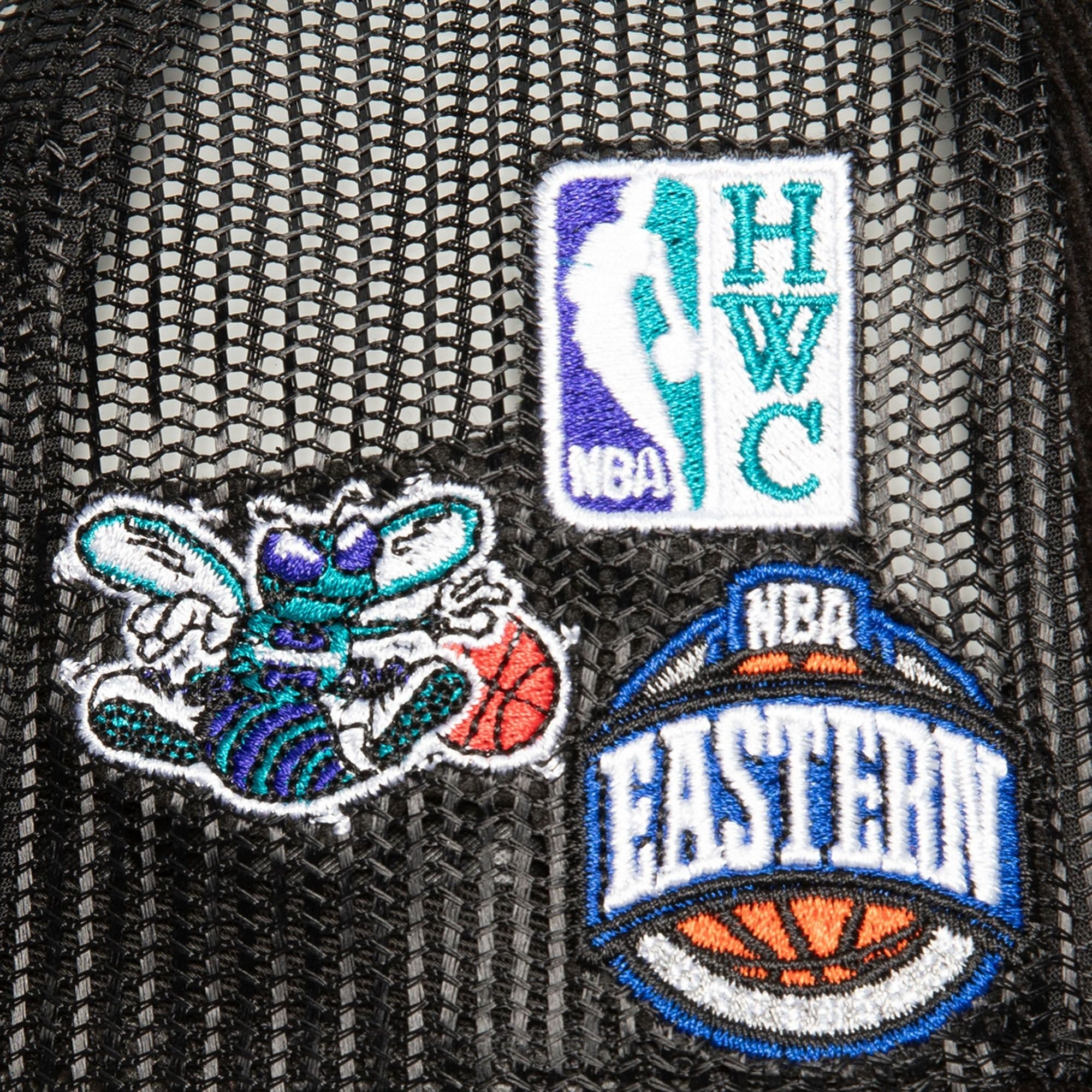 Mitchell-Ness-Times-Up-Trucker-HWC-Charlotte-Hornets-Hat-2