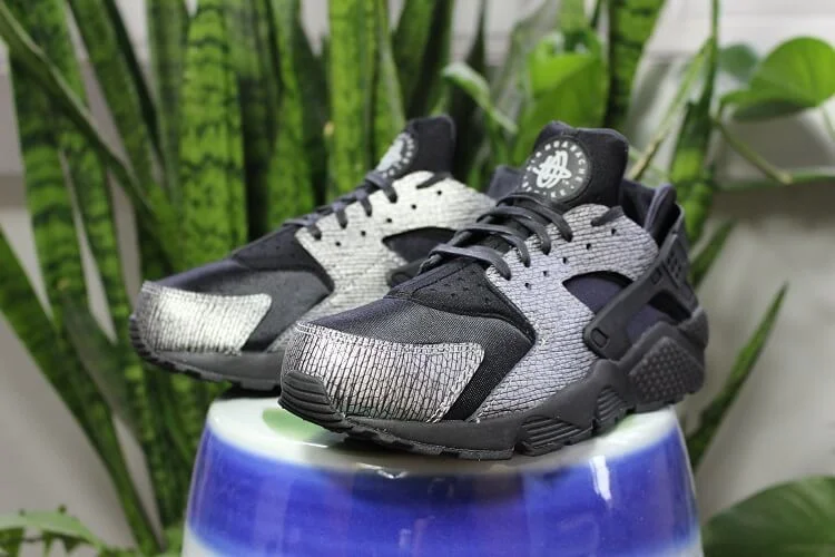 Кроссовки Nike Wmns Air Huarache 'Black Reptile'