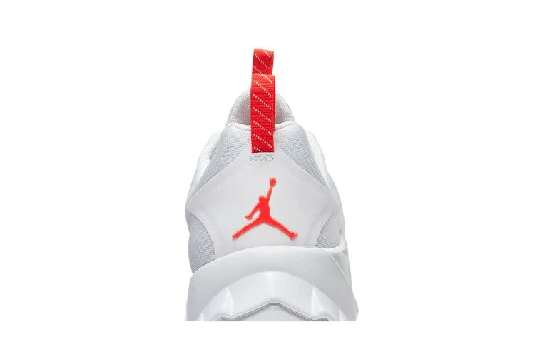 Krossovki-Air-Jordan-Zoom-Trunner-Advance-White-Flash-Crimson-6
