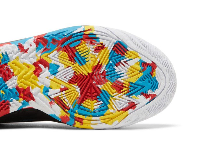 kyrie-flytrap-6-se-gs-black-multi-color-fd0215-001_04
