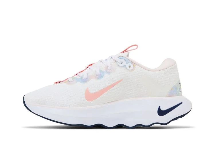 Krossovki-Nike-Wmns-Motiva-Premium-Floral-Watercolor-2