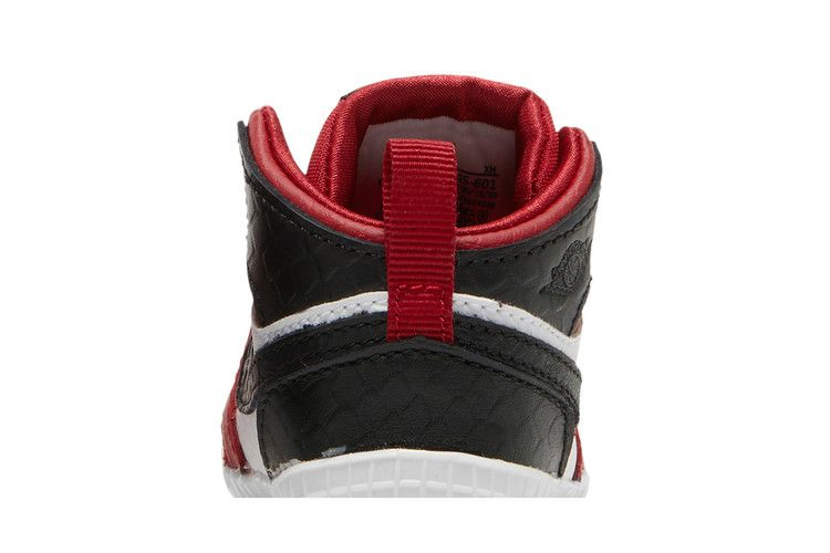 air-jordan-1-retro-cb-satin-red-at3745-601_06