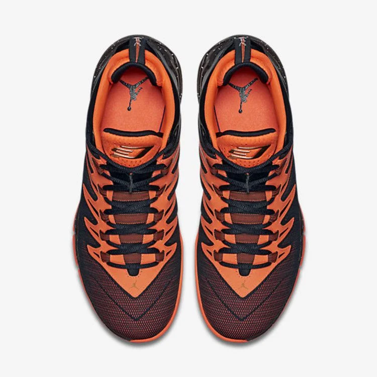 Krossovki-Air-Jordan-CP3.IX-Hyper-Orange-1