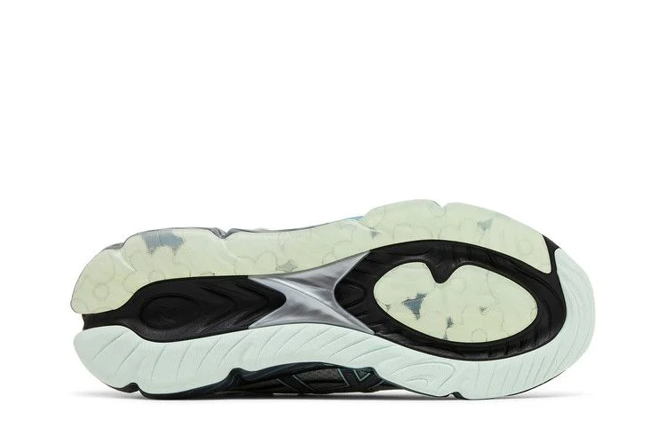 Krossovki-Cecilie-Bahnsen-x-ASICS-Gel-Quantum-360-8-Silver-Clearly-Aqua-3
