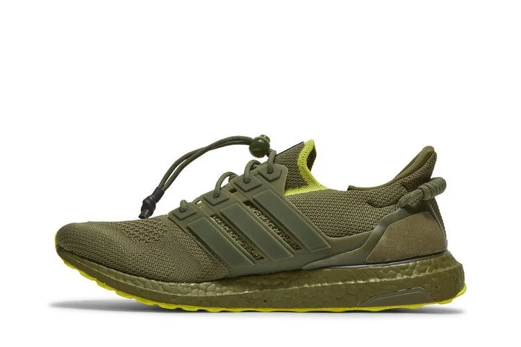 Кроссовки Ivy Park x Peloton x adidas UltraBoost OG 'Focus Olive'