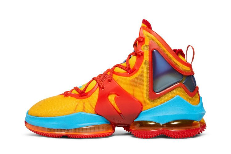 Кроссовки Space Jam x Nike LeBron 19 EP 'Tune Squad'