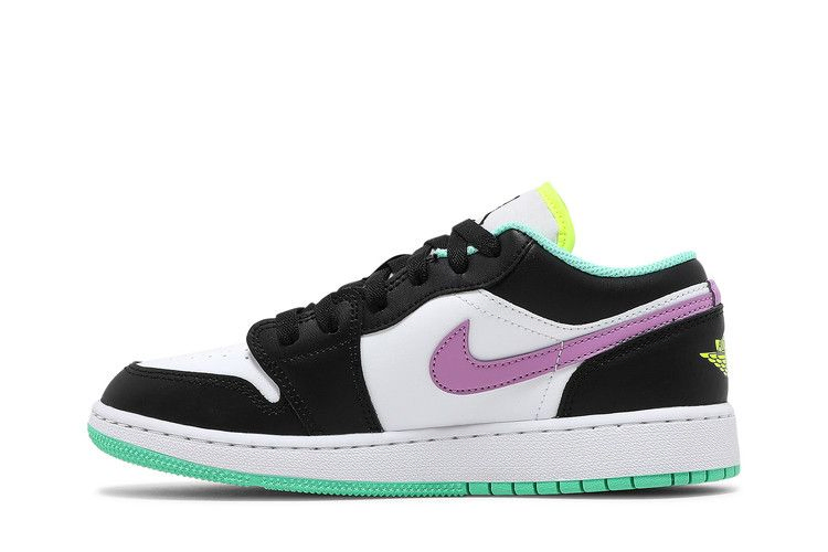 Кроссовки Air Jordan 1 Low GS 'White Violet Shock'