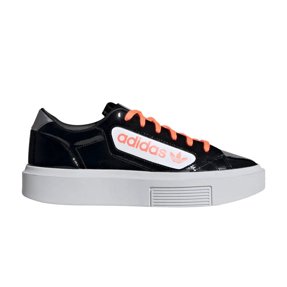 Krossovki-Adidas-Wmns-Sleek-Super-Black-Signal-Coral