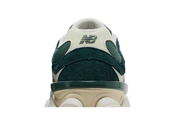 Кроссовки New Balance 9060 'New Spruce White'