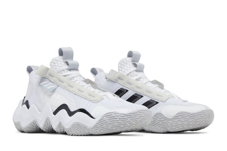 exhibit-b-white-black-gz2383_07