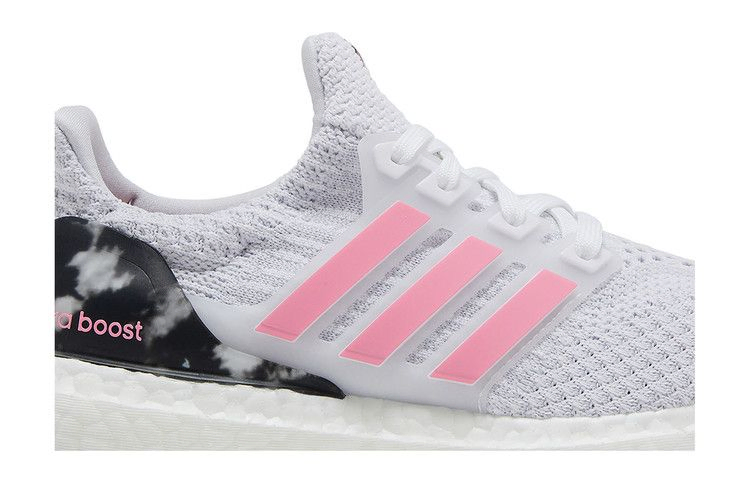 wmns-ultraboost-5-0-dna-white-dash-grey-hp2479_01