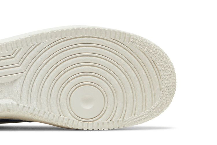 Кроссовки Nike Air Force 1 '07 LV8 Sport 'Warriors'