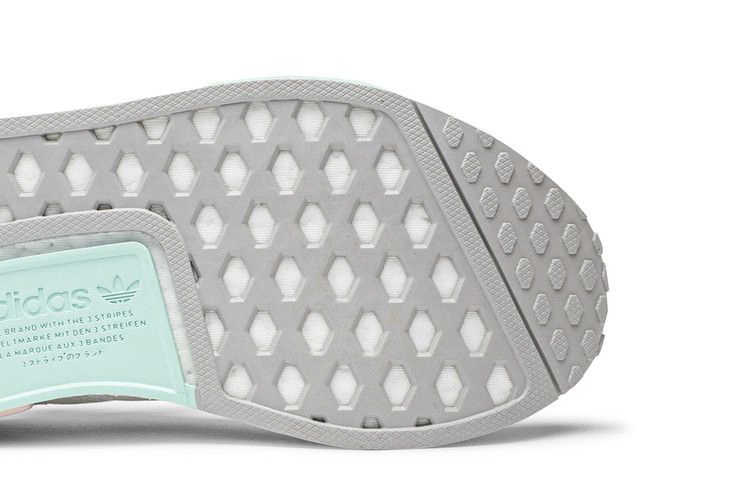 wmns-nmd_r1-white-pink-mint-fx7197_04
