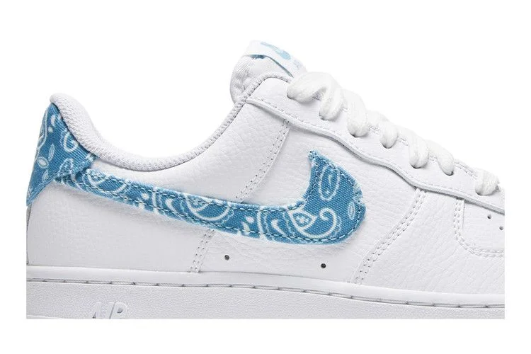 Кроссовки Nike Women's Air Force 1 '07 Essentials 'Blue Paisley'