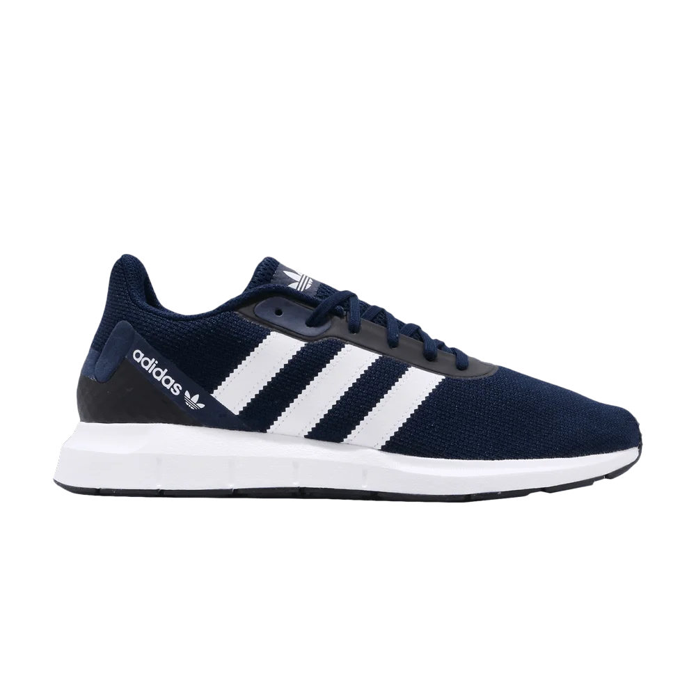 Krossovki-Adidas-Swift-Run-RF-Collegiate-Navy