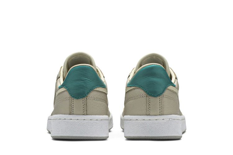 Кроссовки Packer Shoes x Reebok Club C 'Marcial'