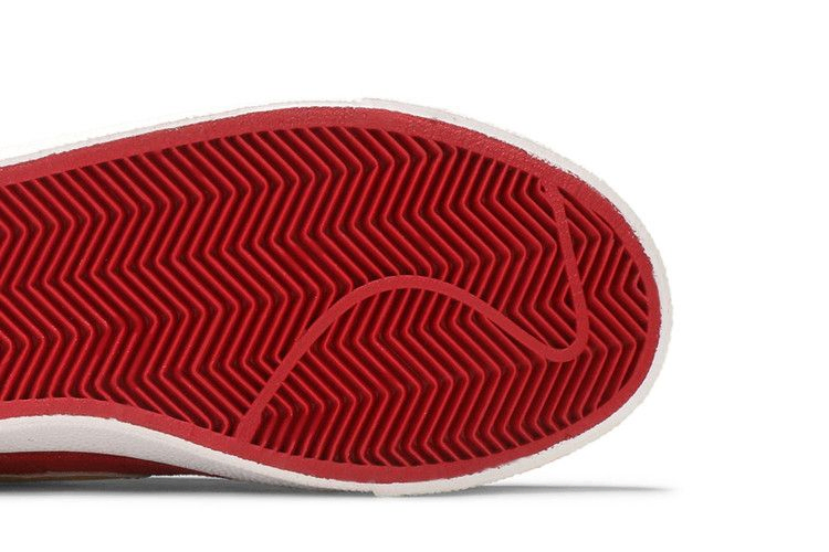 zoom-bruin-sb-supreme-supreme-363319-671_04