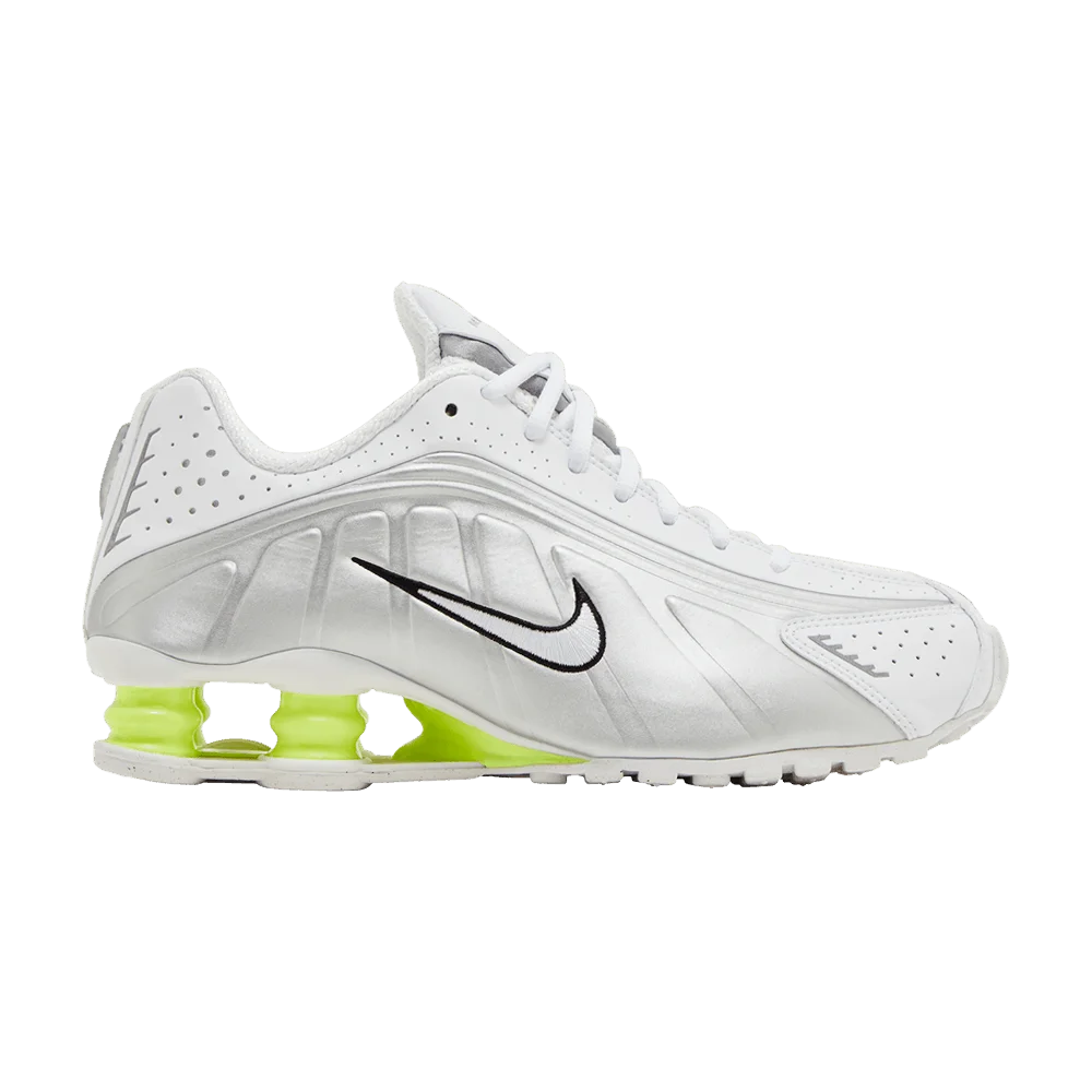 Krossovki-Nike-Wmns-Shox-R4-White-Metallic-Silver