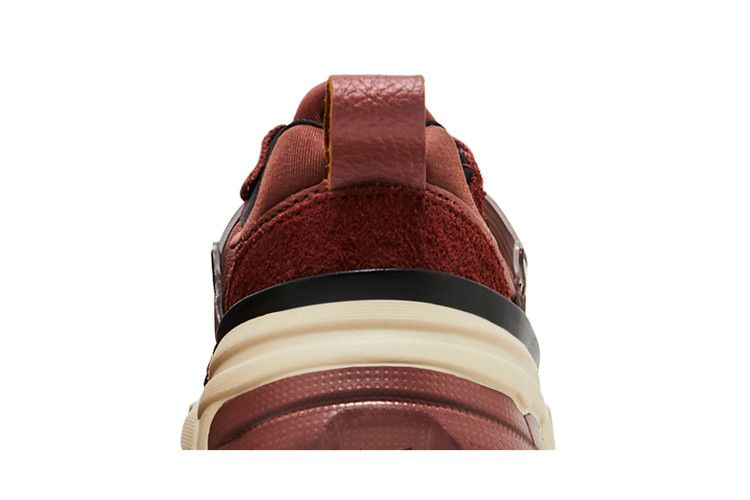 Кроссовки Nike Wmns V2K Run 'Dark Pony'