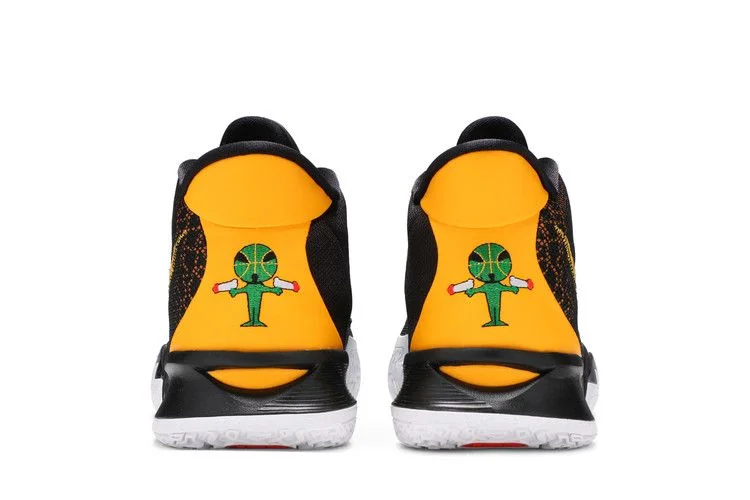 Кроссовки Nike Kyrie 7 'Roswell Rayguns'