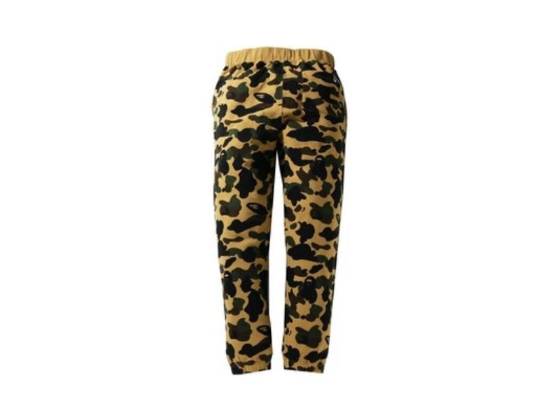Спортивные штаны BAPE 1st Camo Slim Sweatpants (SS21) Yellow