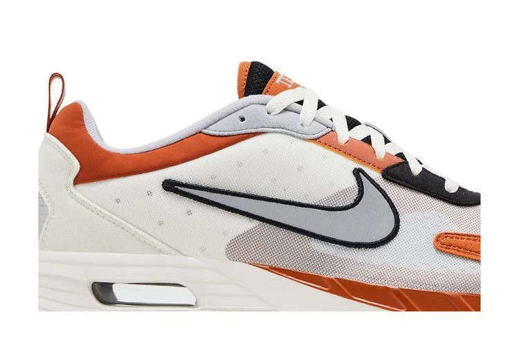 Krossovki-Nike-Air-Max-Solo-NCAA-Pack-Texas-1