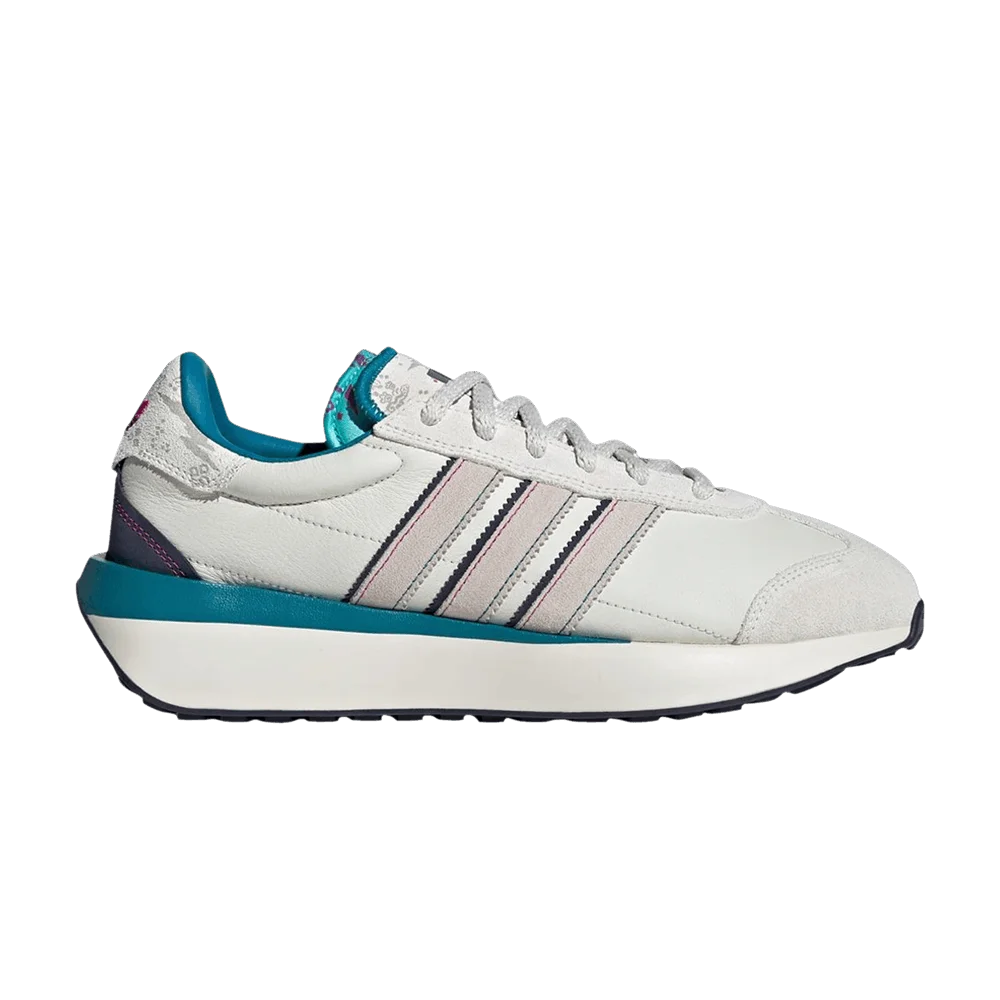 Krossovki-Fefei-Ruan-x-adidas-Country-XLG-Chinese-New-Year-Pack
