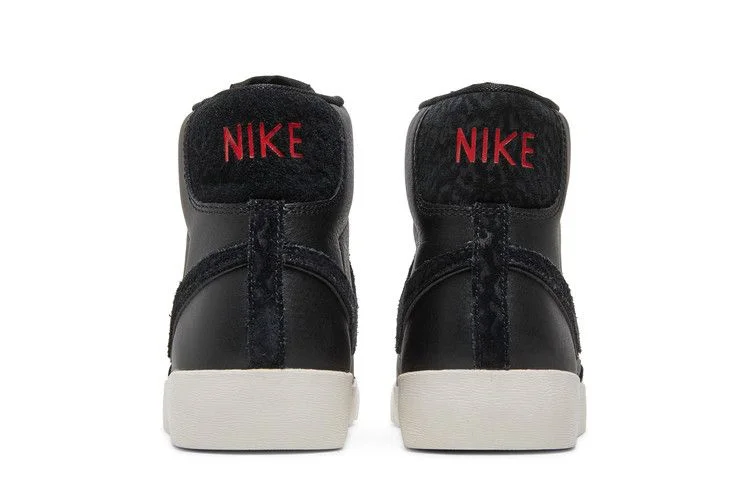 Кроссовки Nike Wmns Blazer Mid 'Black'