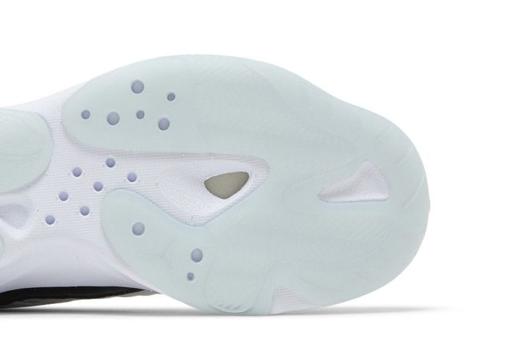 Кроссовки Wmns Air Jordan 11 CMFT Low 'White Black Blue Tint'